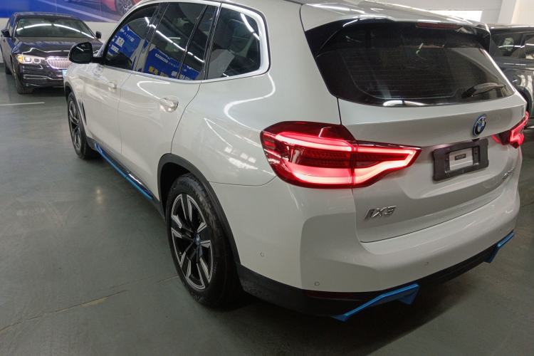 Used BMW iX3 2021 Leading Model