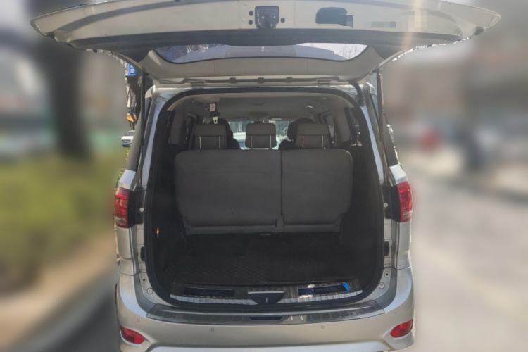 Used SAIC MAXUS G10 2022 2.0T Automatic Smart Enjoyment Version Gasoline 7 Seats