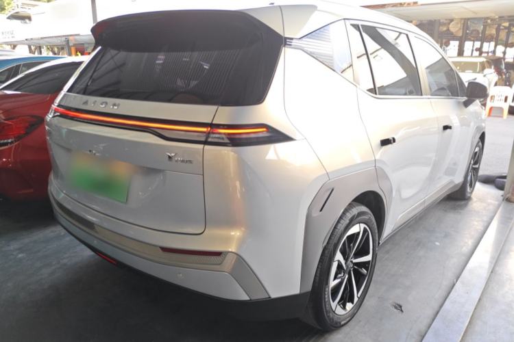 Used AION Y 2023 Younger Star Edition