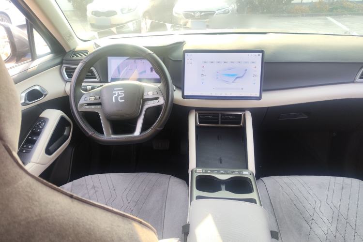 Used BYD Yuan UP 2025 Intelligent Driving Version 401 KM Dynamic Edition