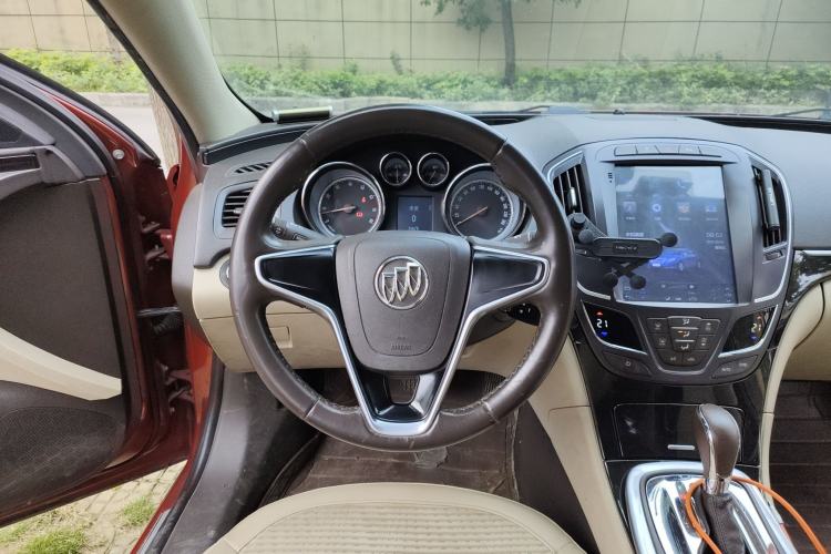 Used Buick Regal 2014 2.0L Leading Fashion Edition