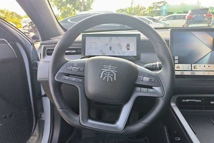 Used BYD Qin PLUS 2025 DM-i Smart Drive 120KM Superior Model