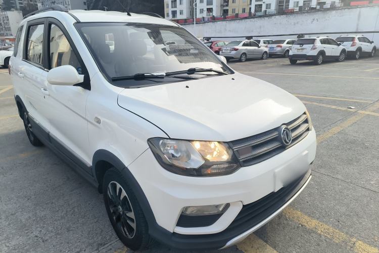 Used Dongfeng Fengon 370 2017 1.5L CVT Fashion Edition 7-Seater