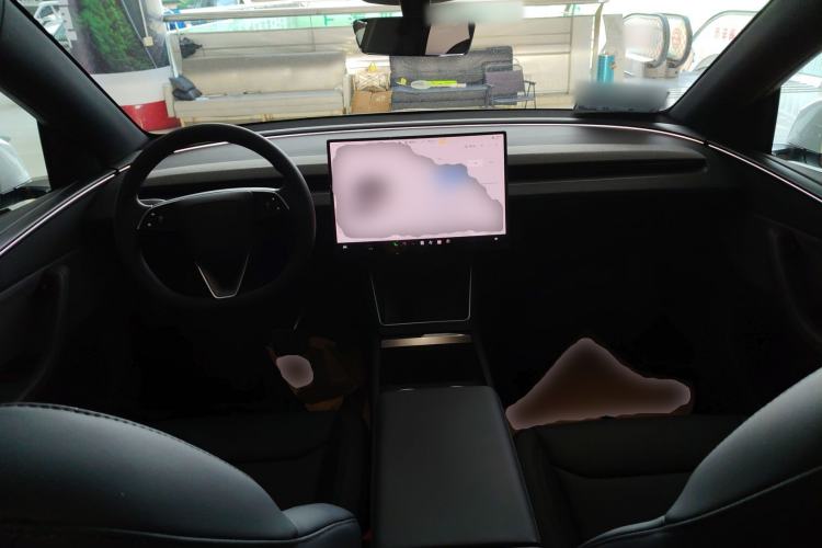 Used Tesla Model Y 2026 Rear-Drive Model
