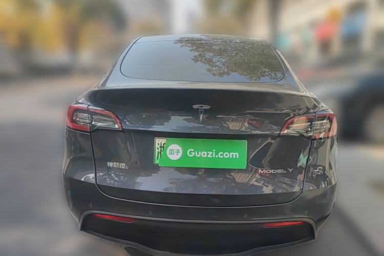 Used Tesla Model Y 2022 Long-Range All-Wheel-Drive Version Rear