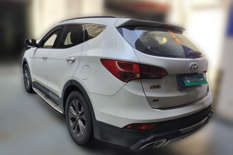 Used Hyundai Santa Fe 2013 2.4L Automatic 2WD Comfort Edition