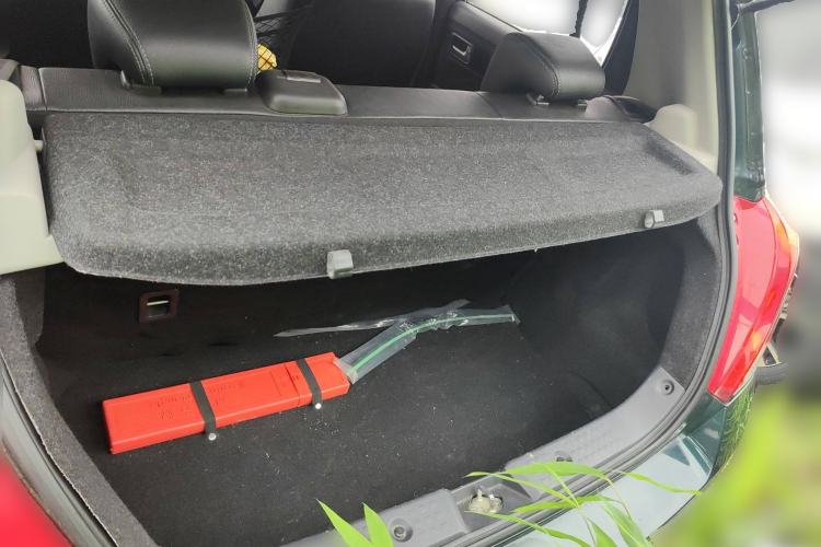 Used Suzuki Swift 2016 1.5L Automatic Fashionable Coolplay Edition Trunk