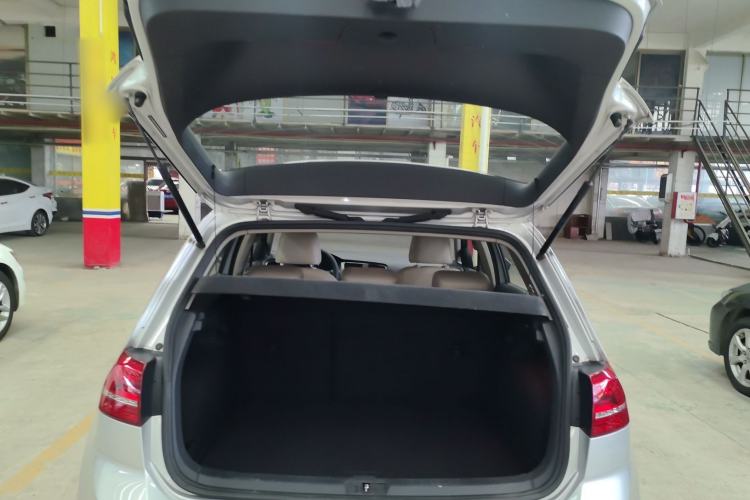 Used Volkswagen Golf 2014 1.4TSI Automatic Luxury Model