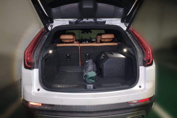 Used Cadillac XT4 2022 28T Two-Wheel Drive Prestige Version