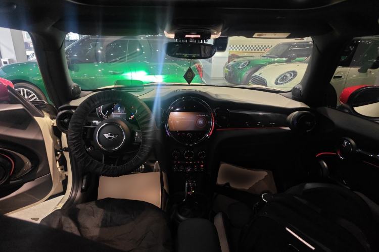 Used MINI JCW 2023 2.0T JOHN COOPER WORKS Pat Moss Commemorative Edition Center Console