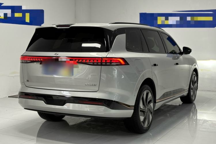 Used Dongfeng eπ eπ008 2025 210 Ultra Range-Extended Version 6 Seats Exterior 2