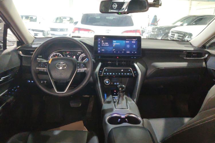 Used Toyota Harrier 2022 2.0L CVT Two-Wheel Drive Deluxe Edition