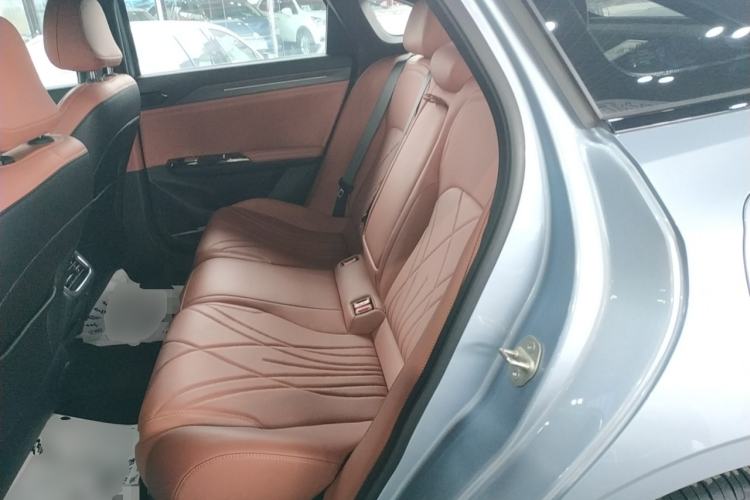 Used Geely Galaxy L6 2025 EM-i 140km Starship Edition