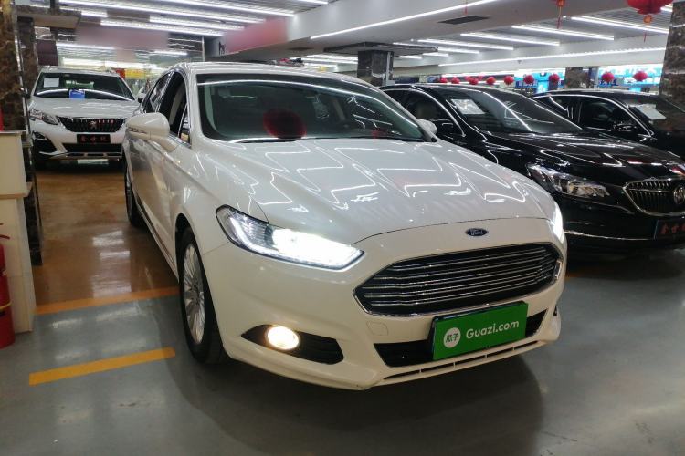 Used Ford Mondeo 2013 2.0L GTDi 200 Fashion Edition Front Right 45 Deg
