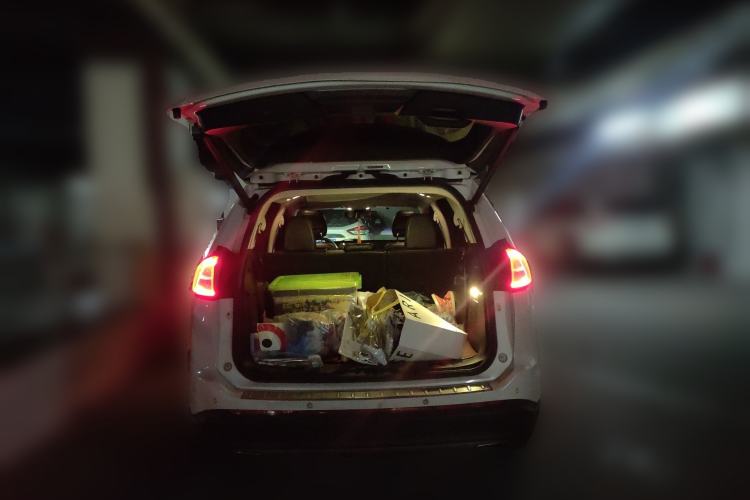 Used Ford Edge 2015 2.0T GTDi 4x4 High-Grade Model Trunk