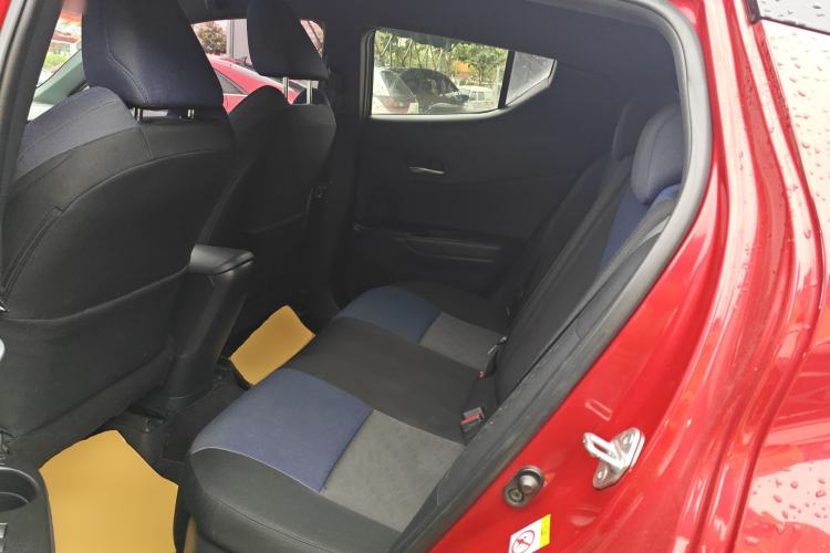 Used Toyota C-HR 2018 2.0L Leading Edition China V-standard