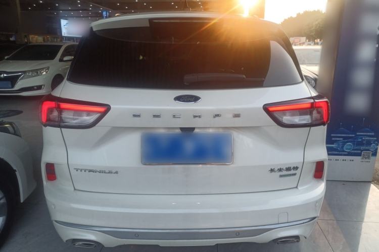 Used Ford Escape 2020 EcoBoost 245 Four-Wheel Drive Luxury Edition