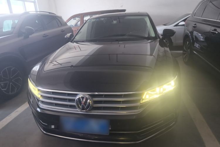 Used Volkswagen Phideon 2016 380TSI Two-Wheel-Drive Executive Version
