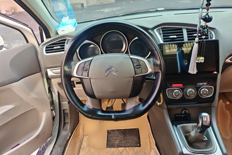 Used Citroen C4L 2013 1.6L Manual Jingzhi Edition Steering Wheel