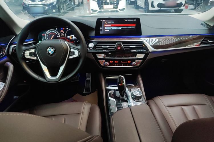 Used BMW 5 Series 2019 Facelifted 525Li Luxury Package
