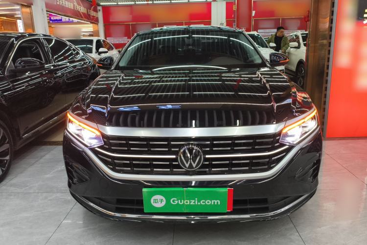 Used Volkswagen Passat 2023 Revised 380TSI Luxury Edition
