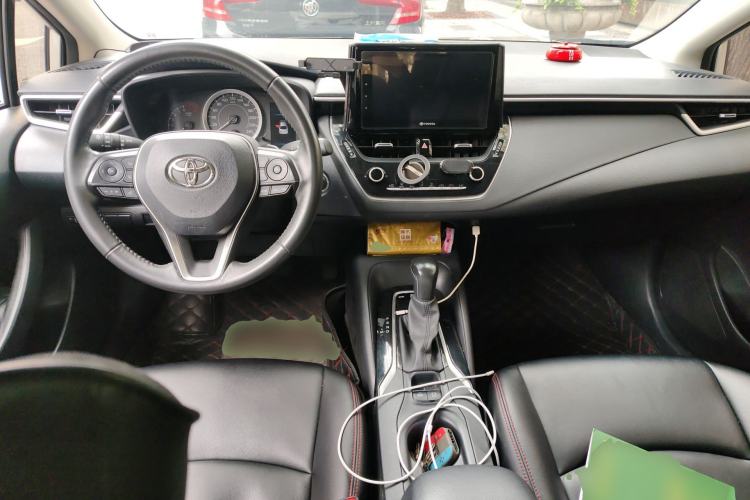 Used Toyota Corolla 2019 1.2T S-CVT Sport Edition Center Console