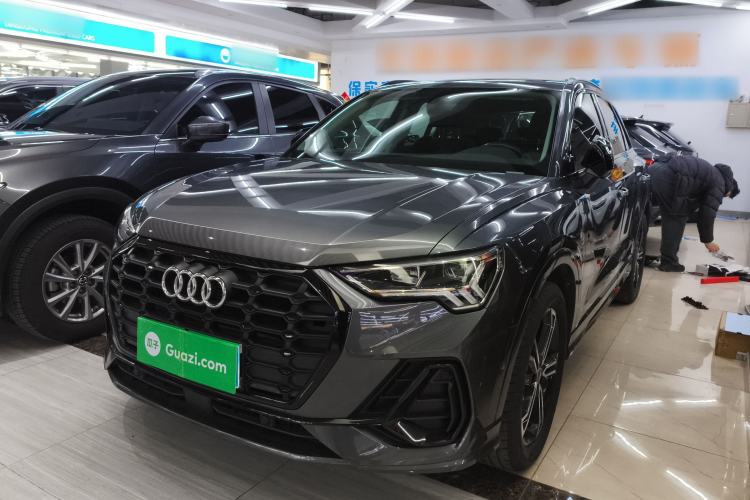 Used Audi Q3 2021 40 TFSI Fashion Dynamic Model