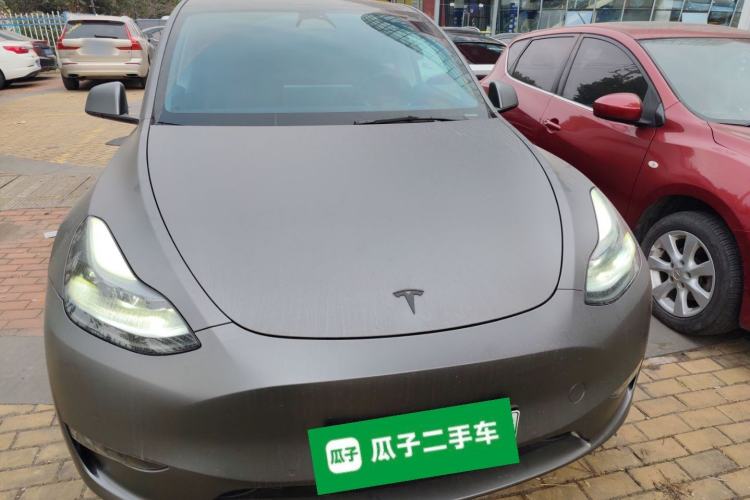 Used Tesla Model Y 2023 Long-Range All-Wheel-Drive Version

