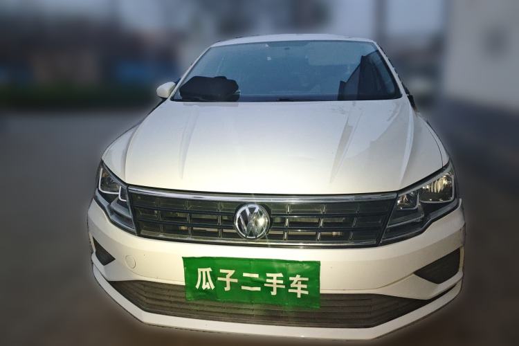 Used Volkswagen Jetta 2017 1.4L Manual Fashion Edition