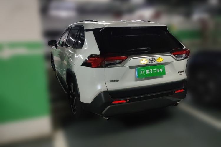 Used Toyota RAV4 2021 2.0L CVT Four-Wheel Drive Premium Edition