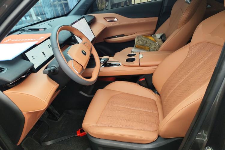 Used CHANGAN UNI-Z 2025 1.5T Premium Edition Left Front Seat