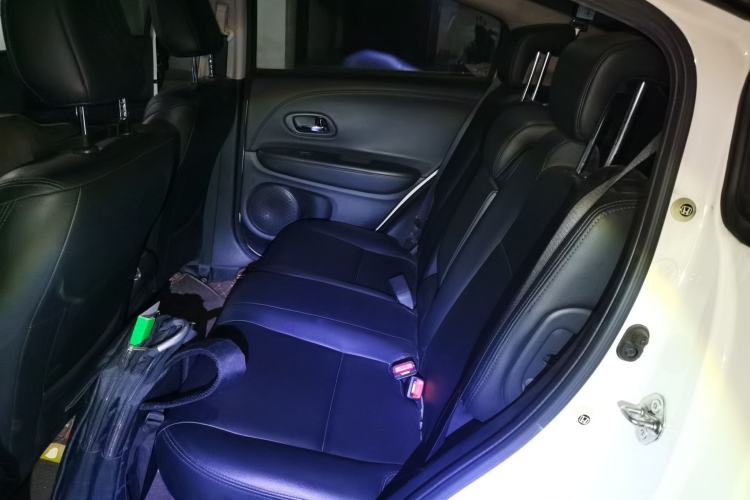 Used Honda Vezel 2019 1.5L CVT Luxury Model China V Left Rear Seat