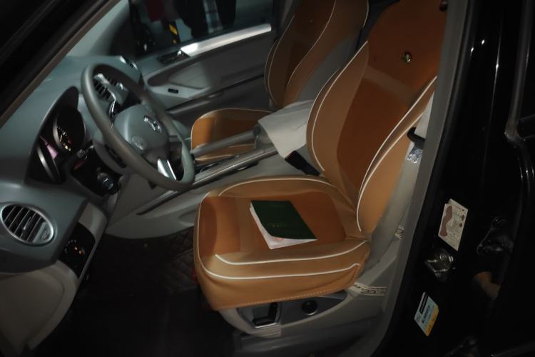 Used Mercedes-Benz M-Class 2010 ML 300 4MATIC