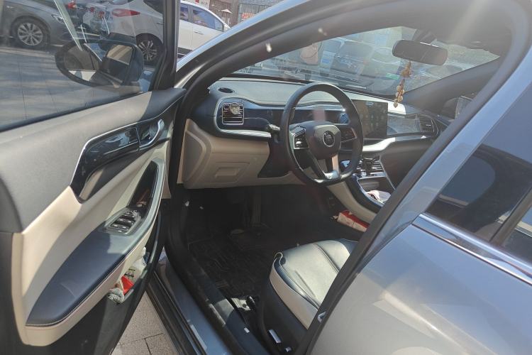 Used BYD Qin PLUS 2021 DM-i 55KM Flagship Model Driver Seat