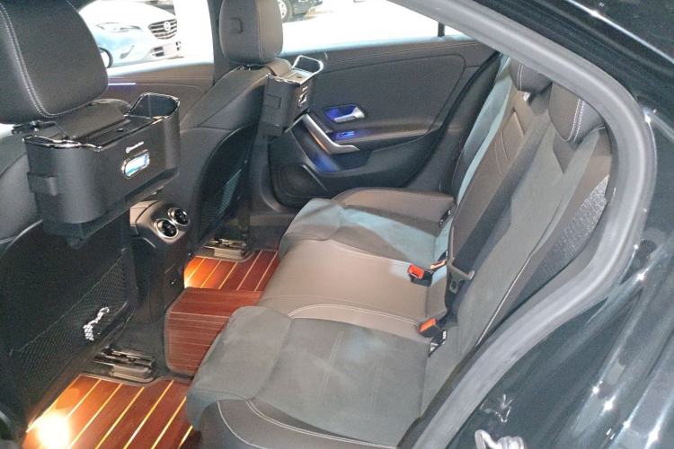 Used Mercedes-Benz A-Class 2021 A 200 L Sport Sedan Fashion Model Left Rear Seat