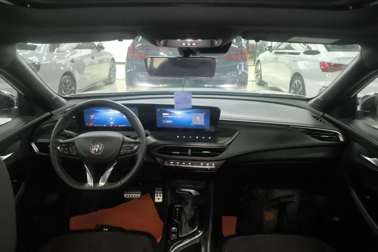 Used Buick Verano 2023 Pro GS Swift Edition Center Console