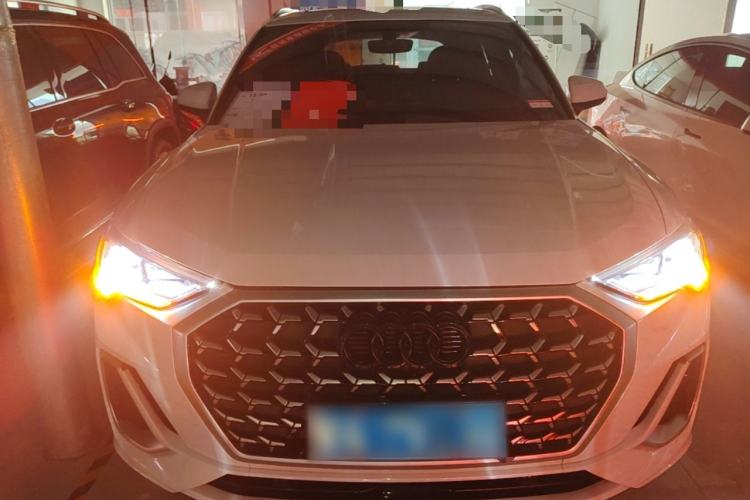 Used Audi Q3 2024 35 TFSI Fashion Dynamic Edition
