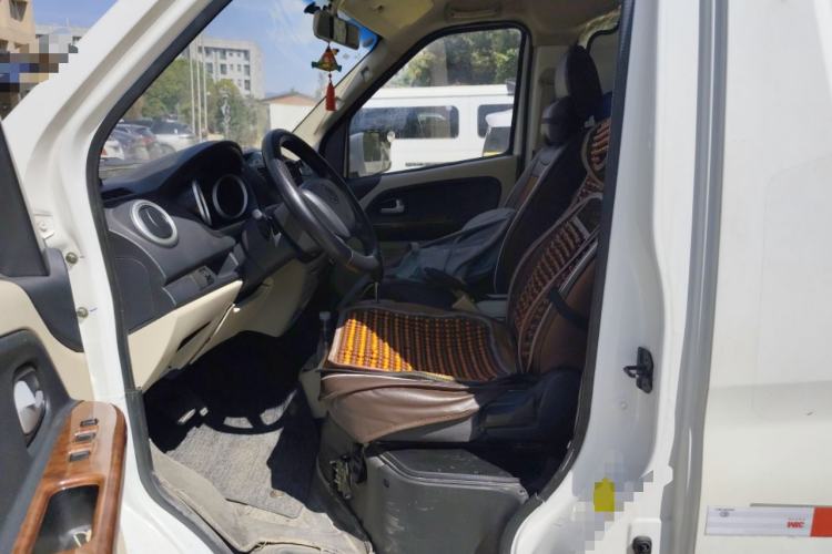 Used CHANGAN KAICHENG Ruixing EM80 2022 Flat Roof with Liftgate 2 Seats 60kW 41.86kWh Left Front Seat