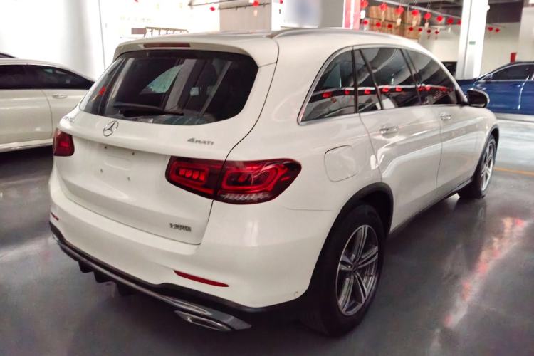 Used Mercedes-Benz GLC 2020 GLC 260 L 4MATIC Luxury Model Rear Right 45 Deg