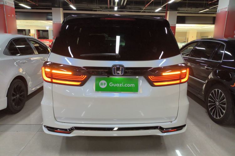 Used Honda Elysion 2024 2.0L eHEV Luxury Edition