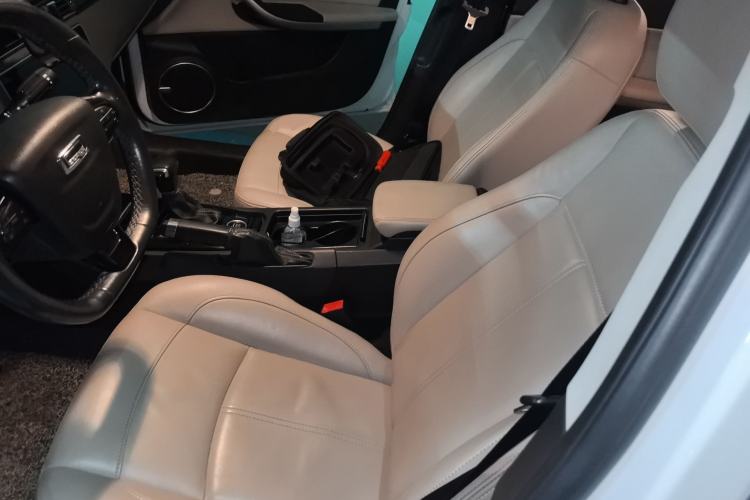 Used Qoros 3 2014 Sedan 1.6T Automatic ZhiZhen Model Left Front Seat