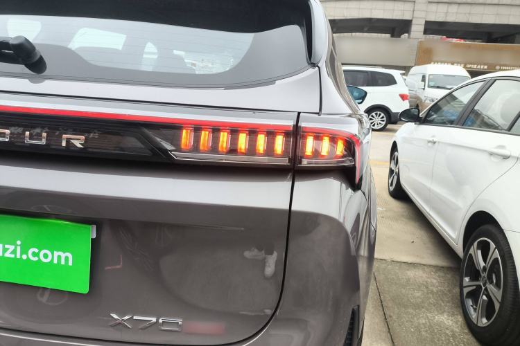 Used JETOUR X70 PLUS 2025 1.5T Flagship Edition 5 Seats