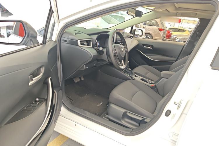 Used Toyota Corolla 2021 Dual-Motor 1.8L E-CVT Elite Edition
