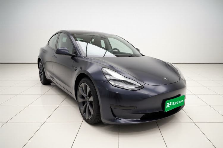 Used Tesla Model 3 2019 Standard Range Rear-Wheel Drive Upgraded Version (52 kWh) Front Right 45 Deg