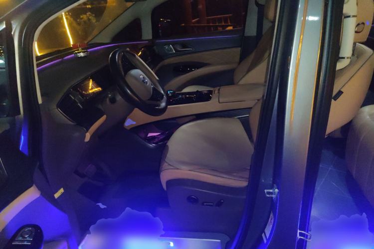 Used Denza D9 2022 DM-i 970 Four-Wheel Drive Flagship Model