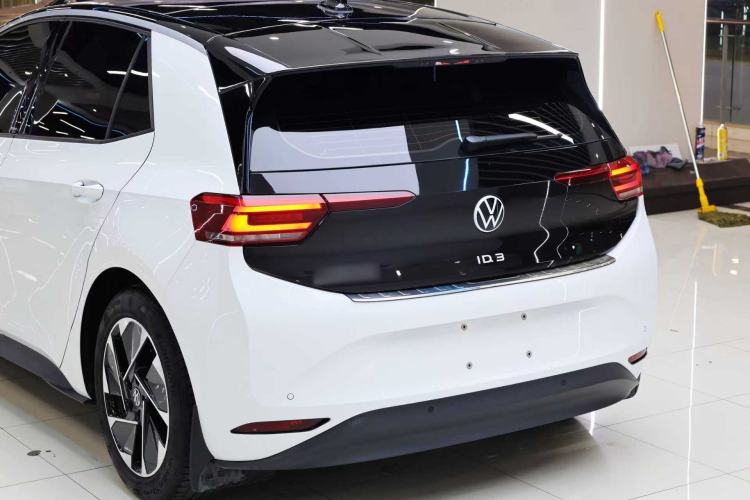 Used Volkswagen ID.3 2025 Smart Edition Outstanding Model Exterior 8