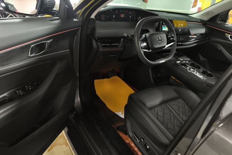 Used Changan UNI-K iDD 2022 Blue Whale iDD 130km 1.5T Prestige Model
