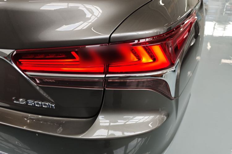 Used Lexus LS 2020 500h Excellence Edition China VI standard