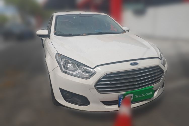 Used Ford Escort 2015 1.5L Manual Comfort Model
