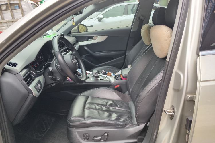 Used Audi A4L 2019 40 TFSI Fashion Edition China VI Emission Standard